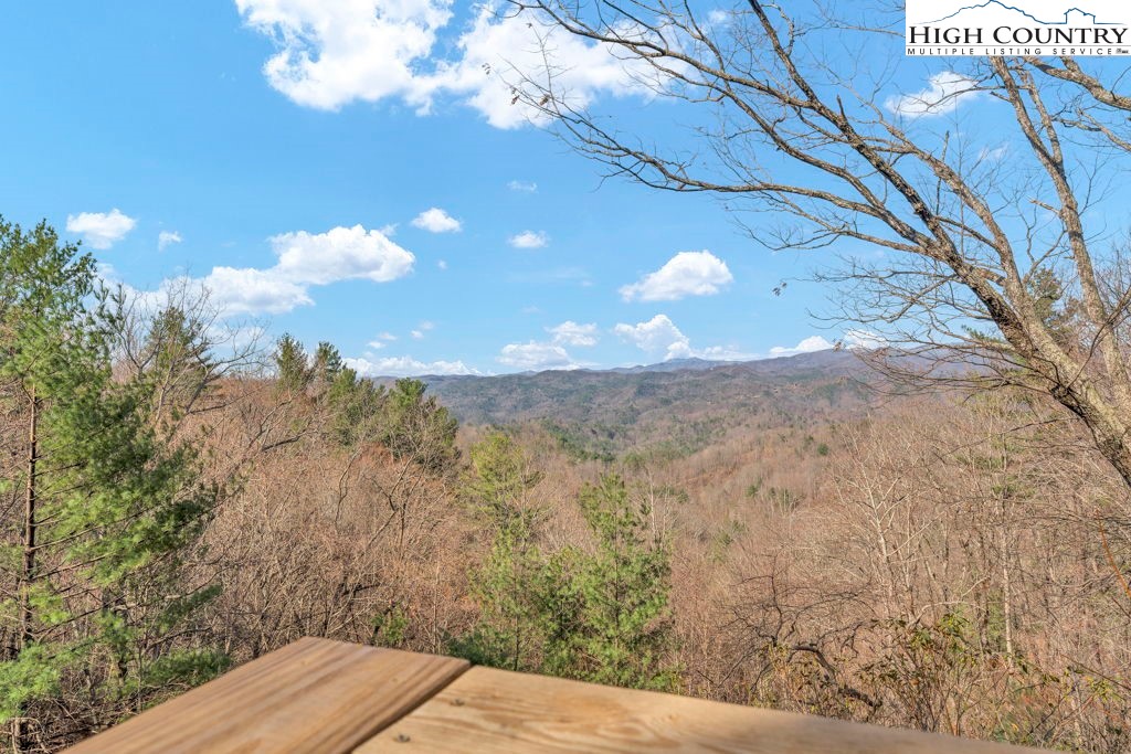 2095 Elk Ridge Road Property Photo 9