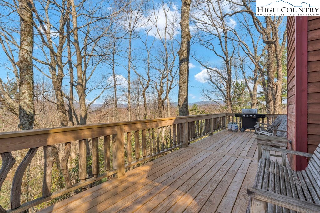 2095 Elk Ridge Road Property Photo 12