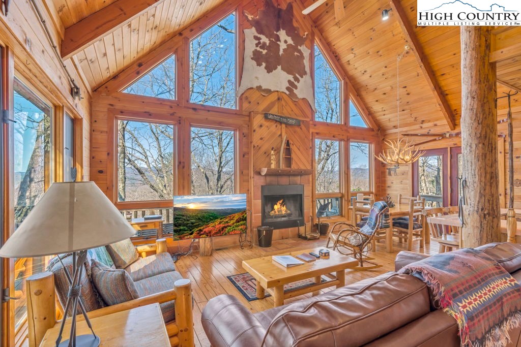 2095 Elk Ridge Road Property Photo 13