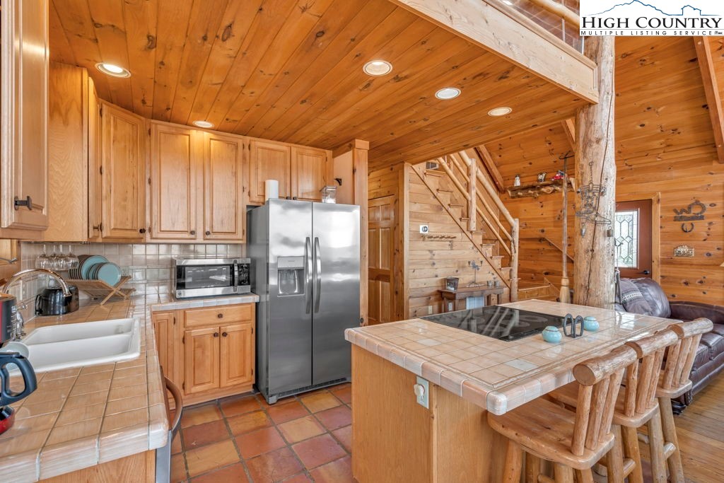 2095 Elk Ridge Road Property Photo 20