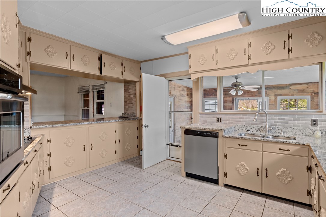 613 Nc Highway 67 Property Photo 19
