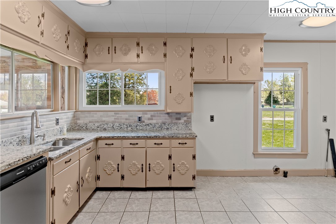 613 Nc Highway 67 Property Photo 21
