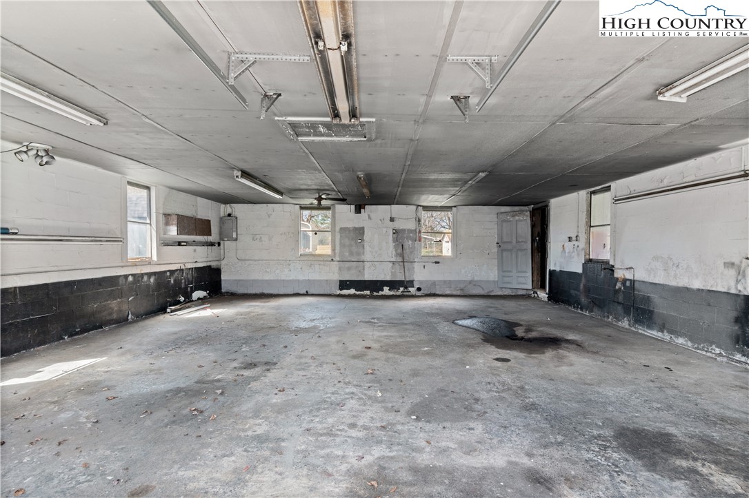 613 Nc Highway 67 Property Photo 28