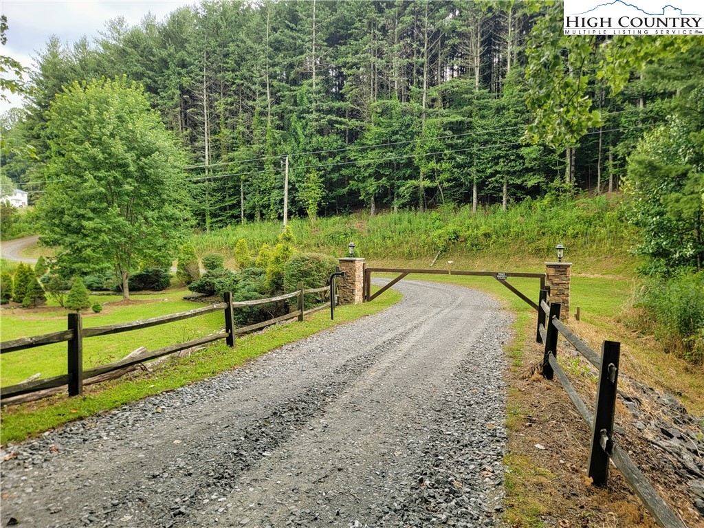 Tbd W Mill Creek Rd Property Photo 9