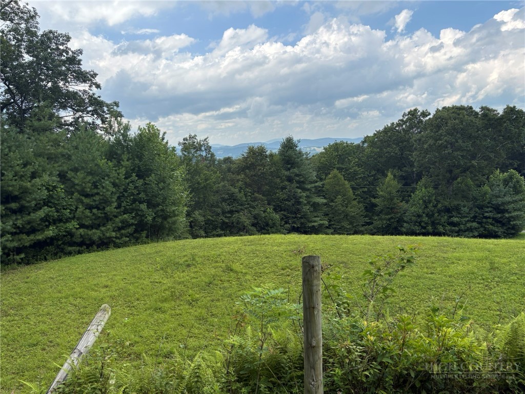 718 Green Mountain Road Property Photo 7