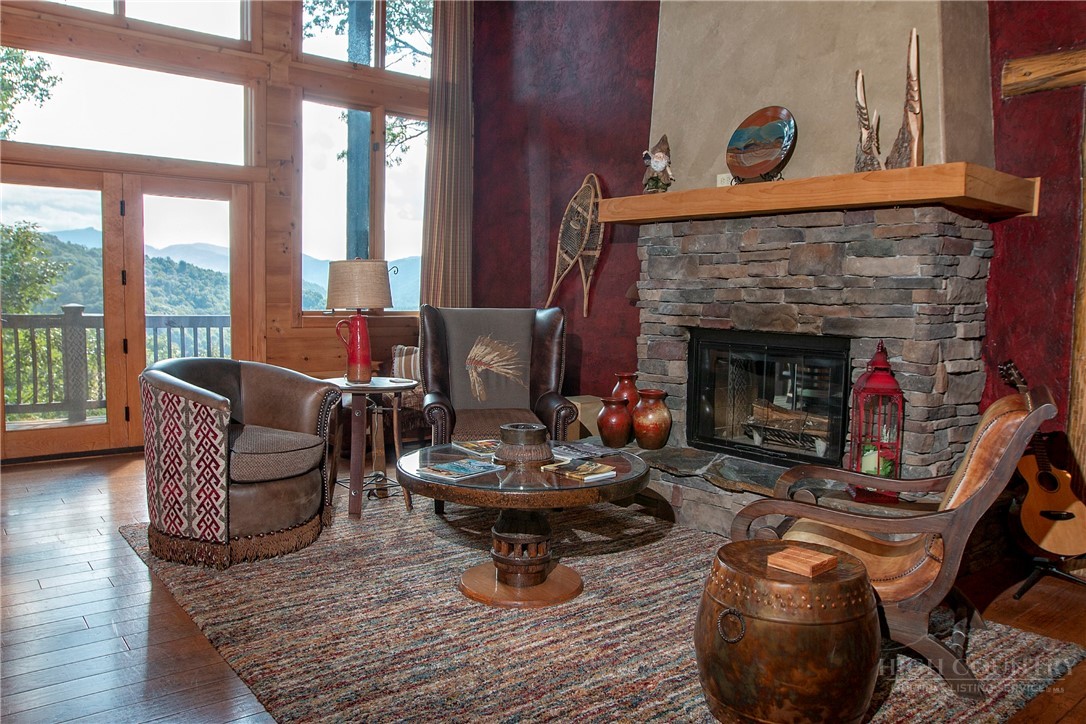 315 Lazy Bear Trail Property Photo 9