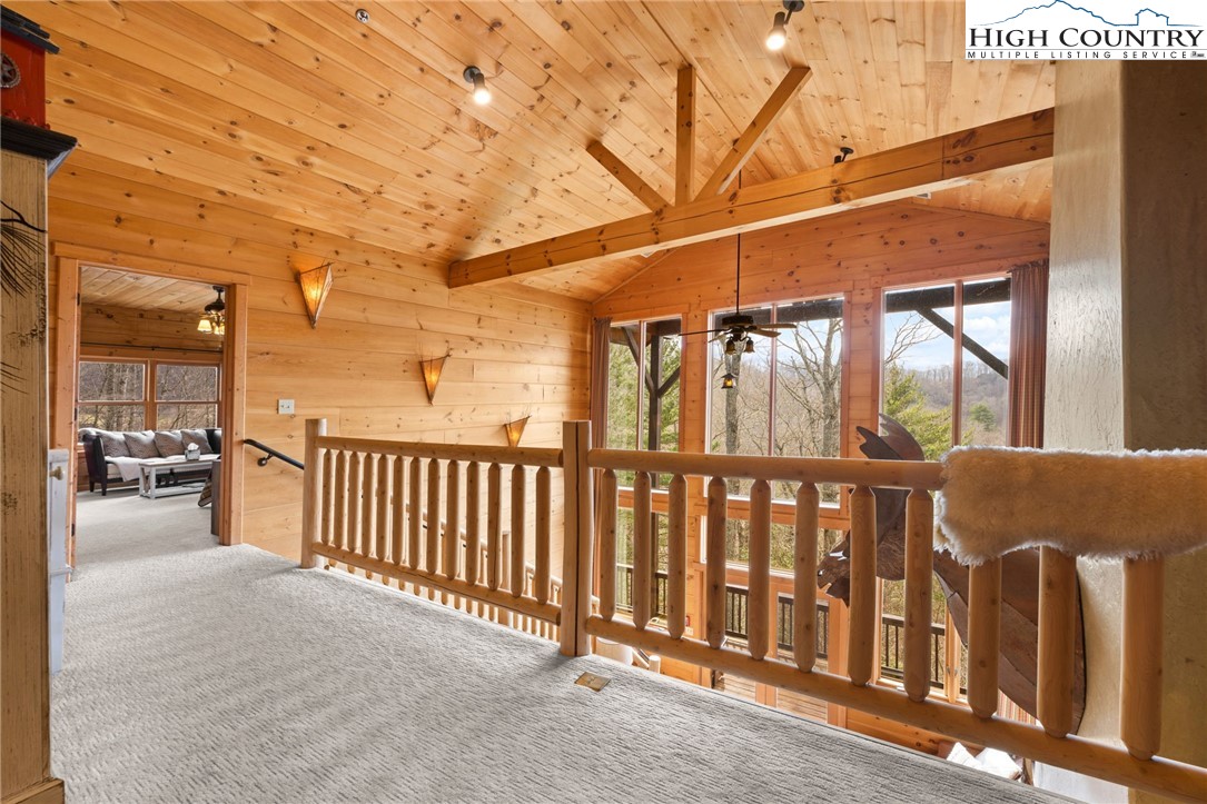 315 Lazy Bear Trail Property Photo 32