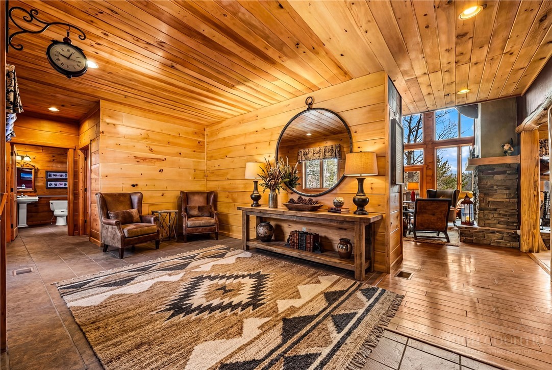 315 Lazy Bear Trail Property Photo 48