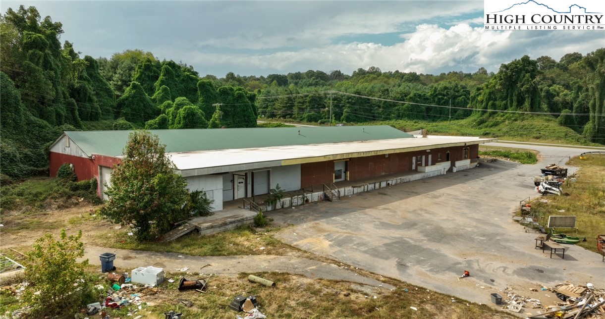 1328 Elkin Highway 268 Highway Property Photo 1