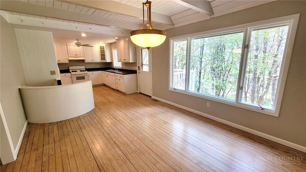 172 Yarrow Lane Property Photo 6