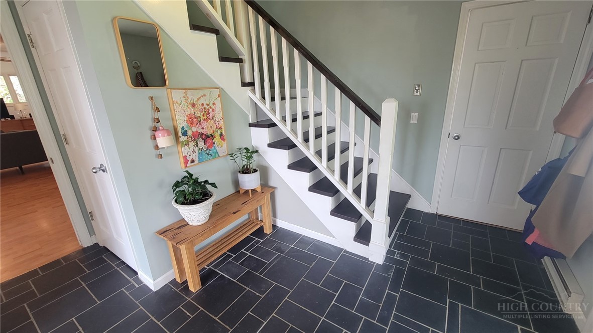 410 Poplar Hill Drive Property Photo 10