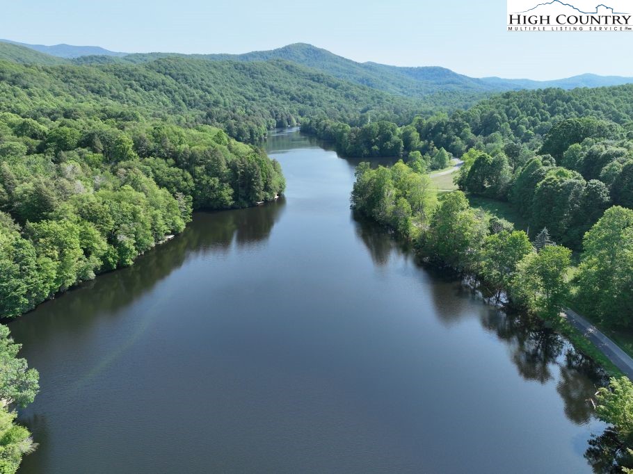 1762 Ripshin Mountain Road Property Photo 1