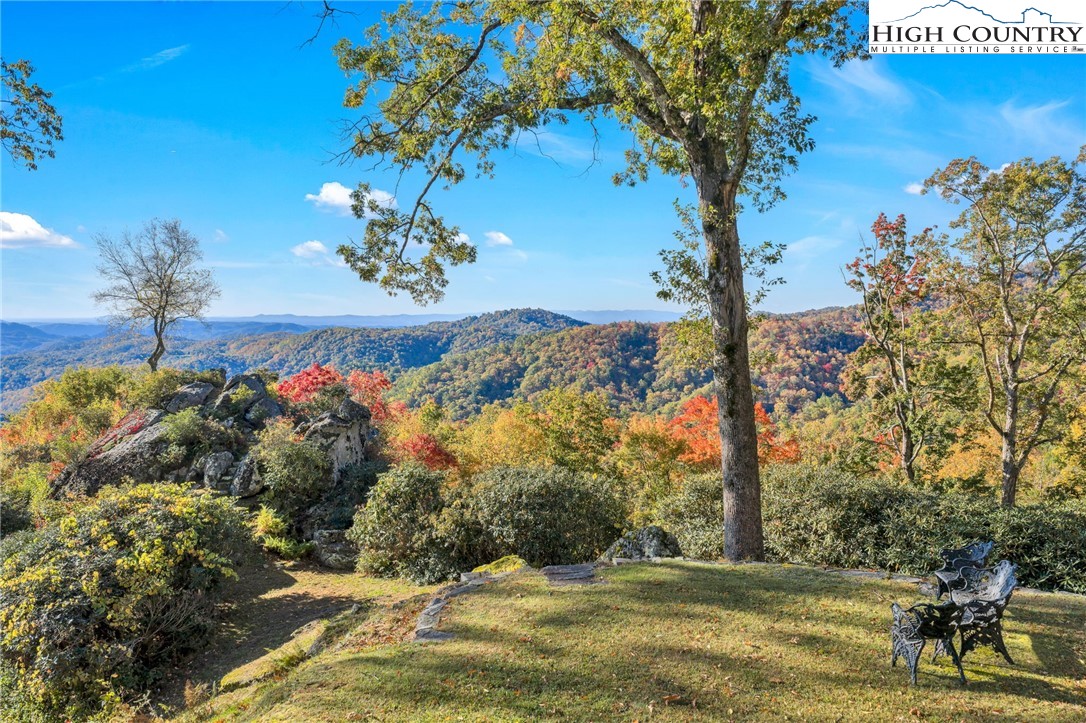 933 Thunder Ridge Lane Property Photo 7
