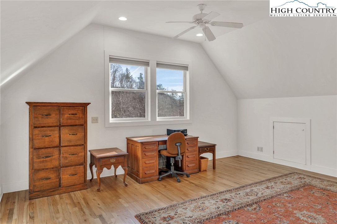 933 Thunder Ridge Lane Property Photo 39
