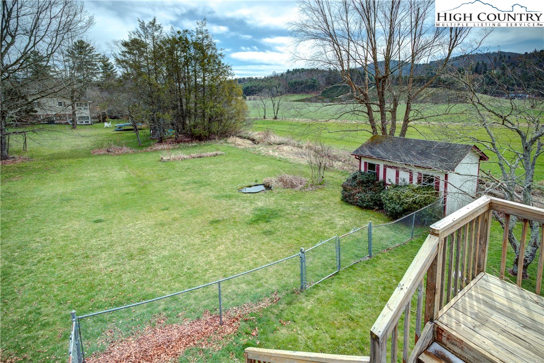 304 Evergreen Lane Property Photo 43