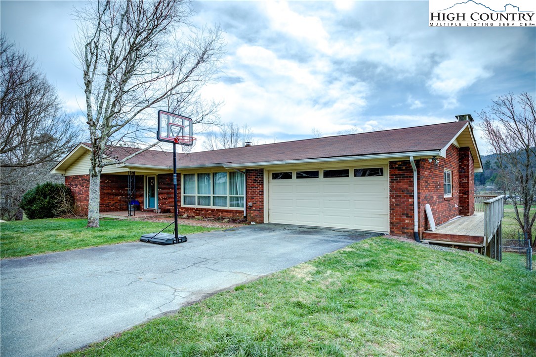 304 Evergreen Lane Property Photo 46