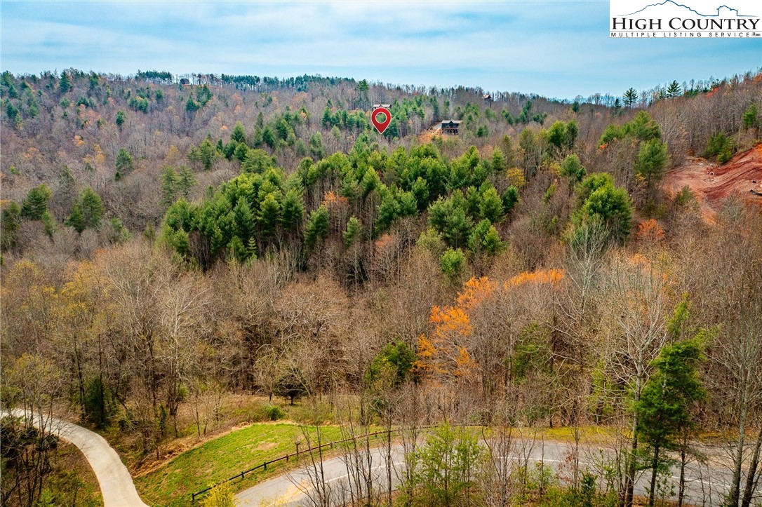 140 Johns Ridge Parkway Property Photo 8
