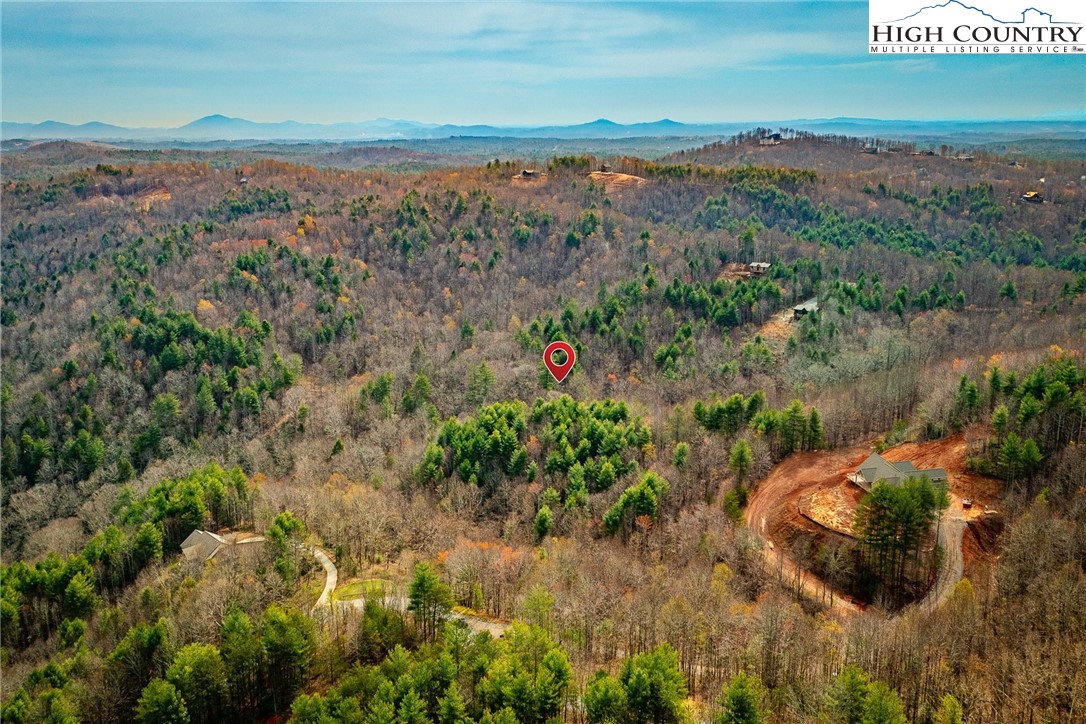 140 Johns Ridge Parkway Property Photo 13