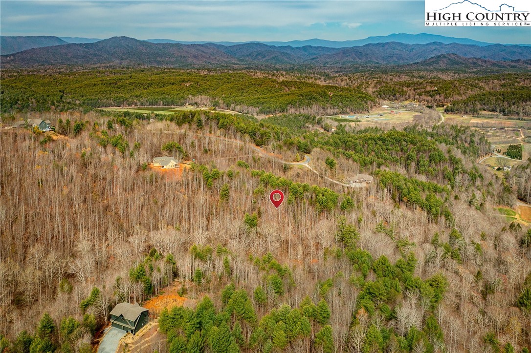 140 Johns Ridge Parkway Property Photo 14