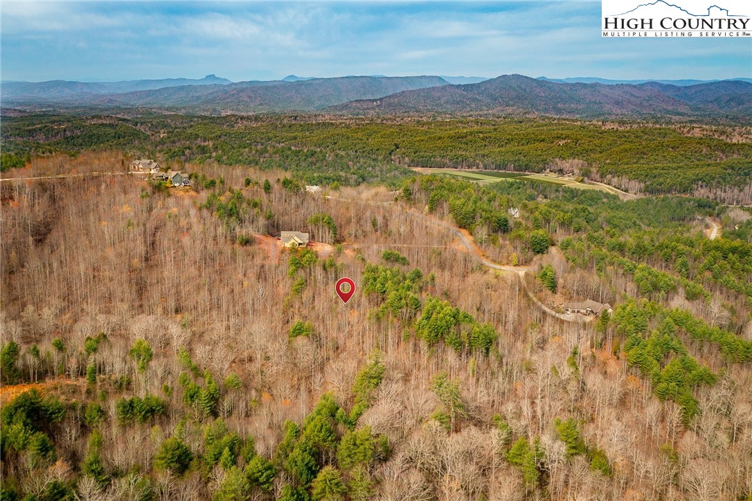 140 Johns Ridge Parkway Property Photo 15
