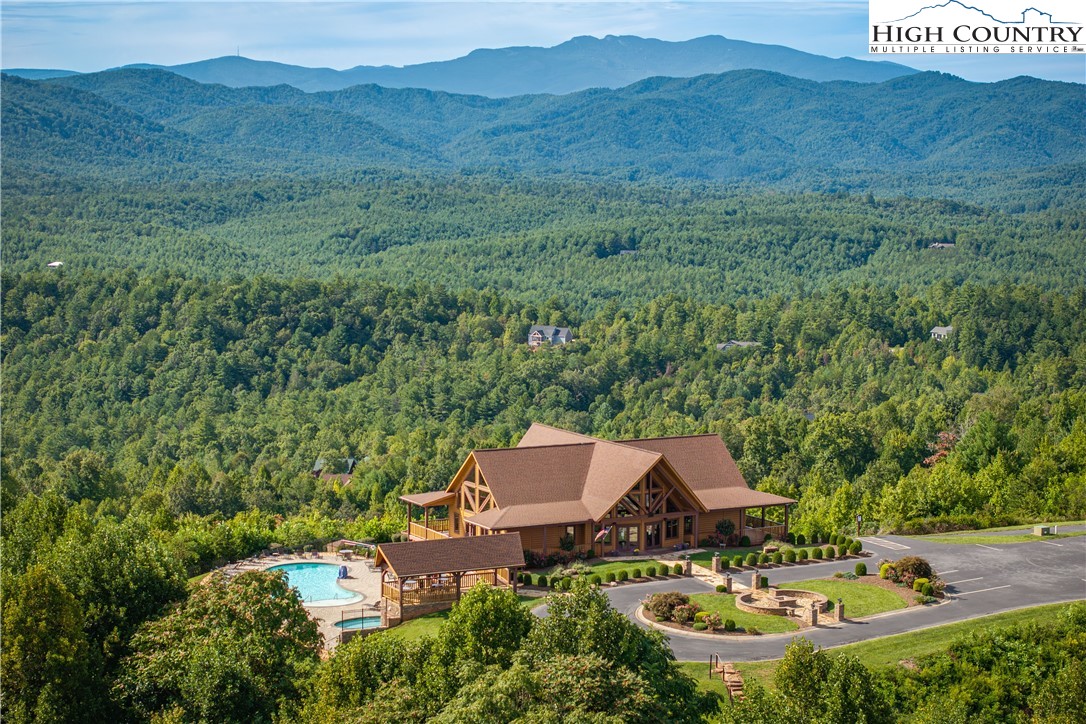 140 Johns Ridge Parkway Property Photo 22