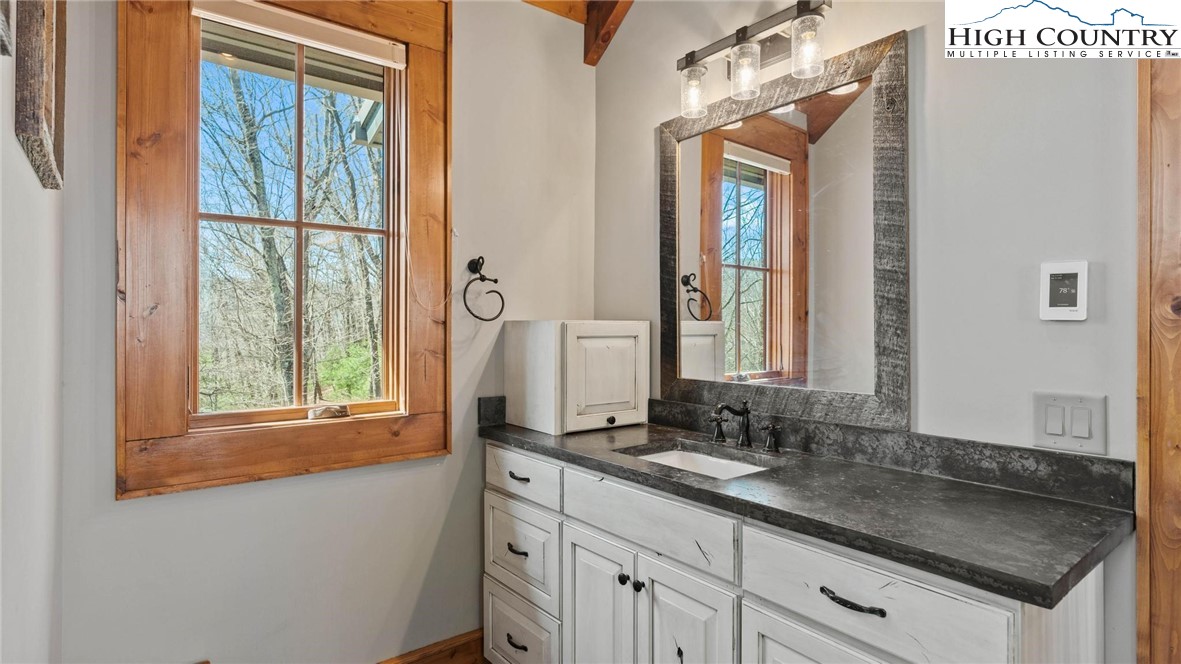 137 Burningbush Trail Property Photo 21