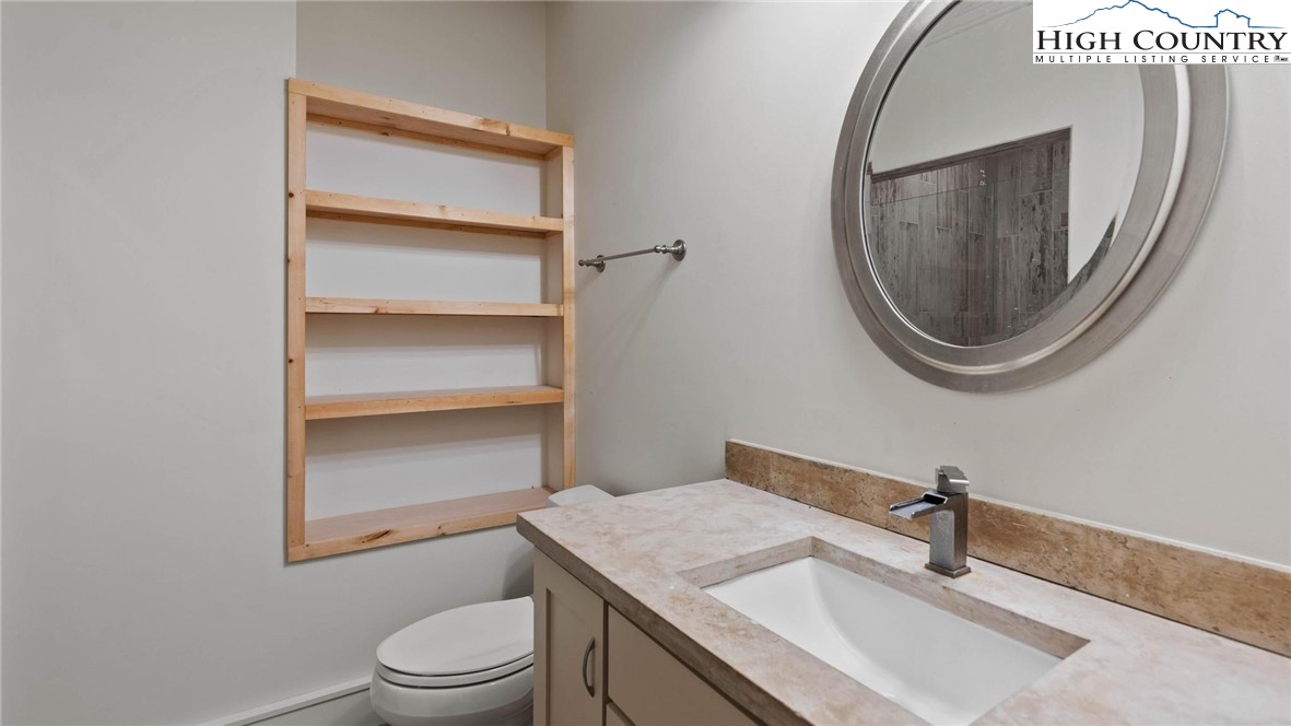 137 Burningbush Trail Property Photo 33