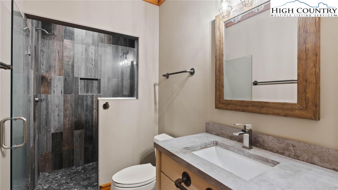 137 Burningbush Trail Property Photo 36