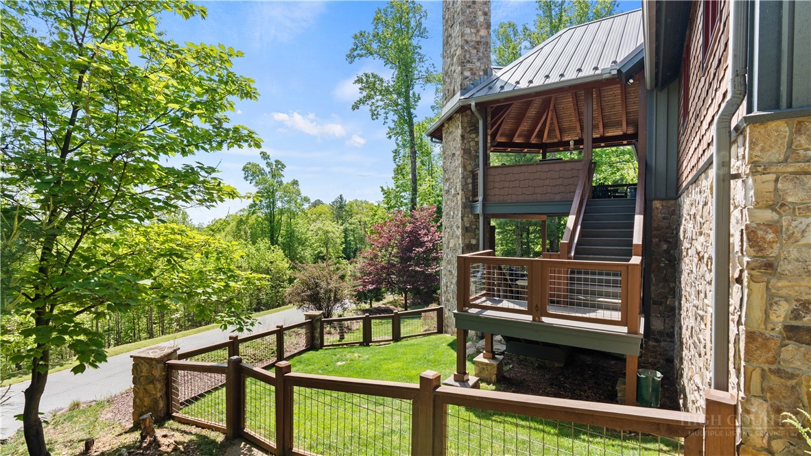 137 Burningbush Trail Property Photo 42