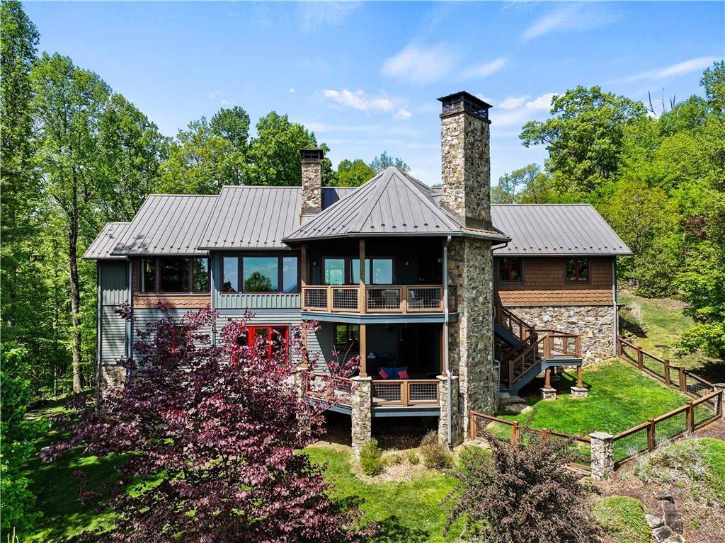 137 Burningbush Trail Property Photo 45