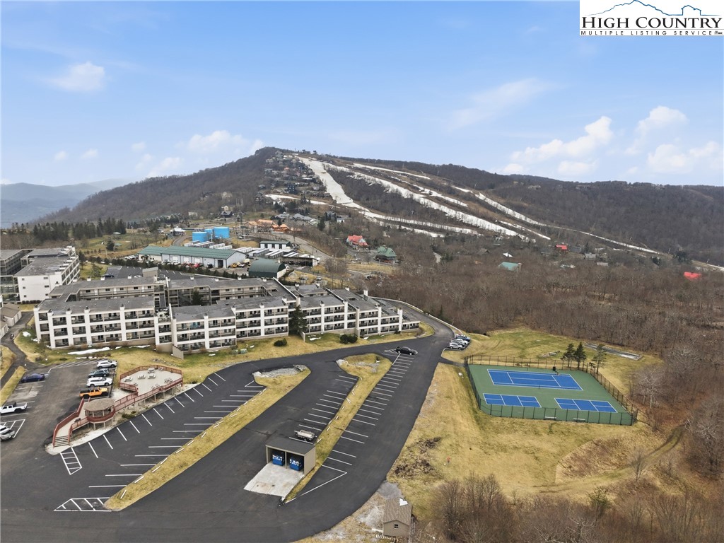 301 Pinnacle Inn Road 3301 Property Photo 27