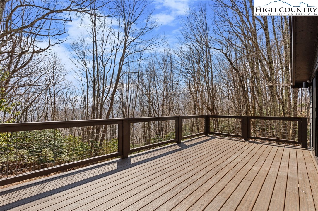 212 Chinkapin Ridge Property Photo 10
