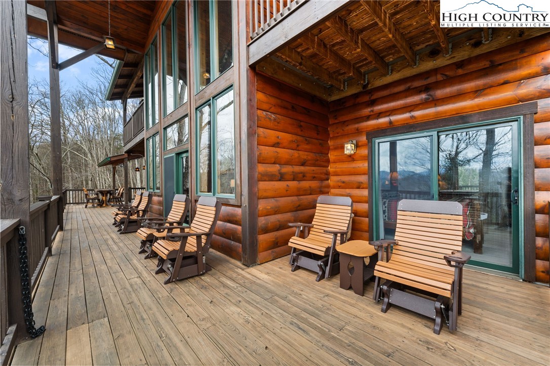 315 Lazy Bear Trail Property Photo 6