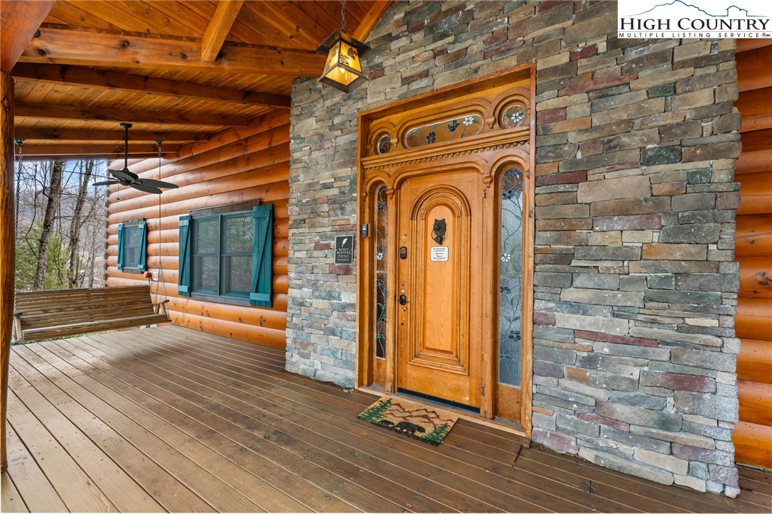 315 Lazy Bear Trail Property Photo 9