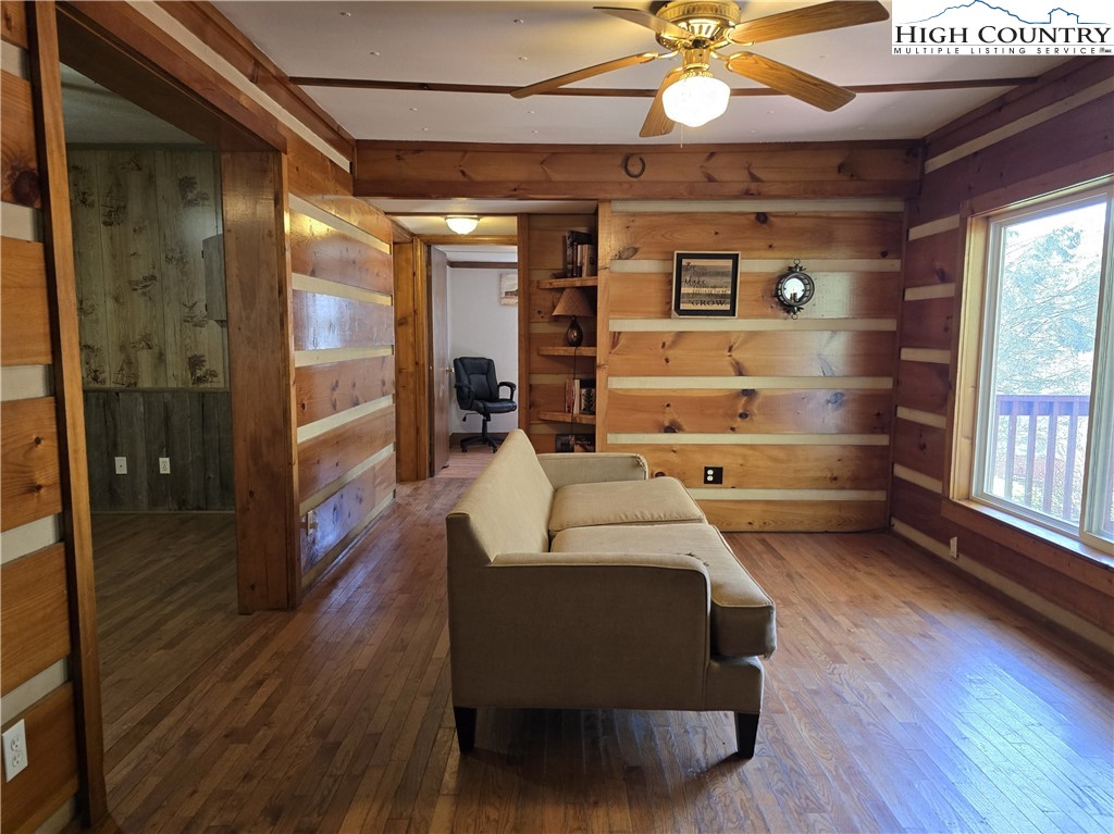 3160 Roundabout Road Property Photo 16