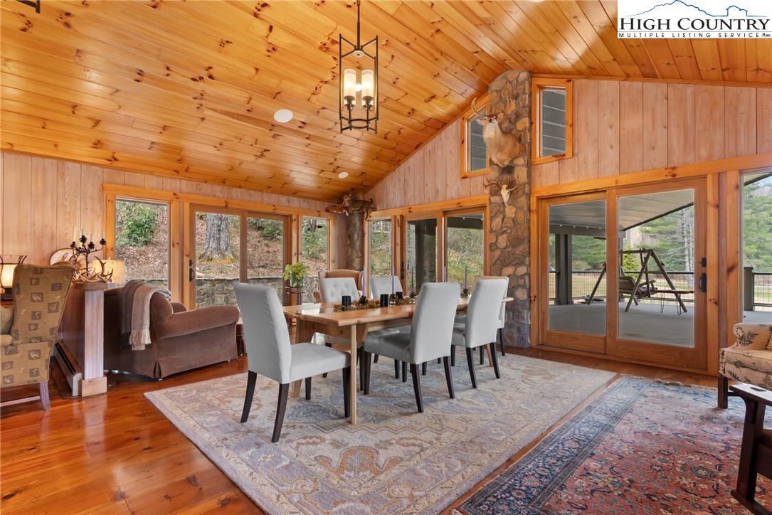 110 Mountain Hearth Drive Property Photo 8