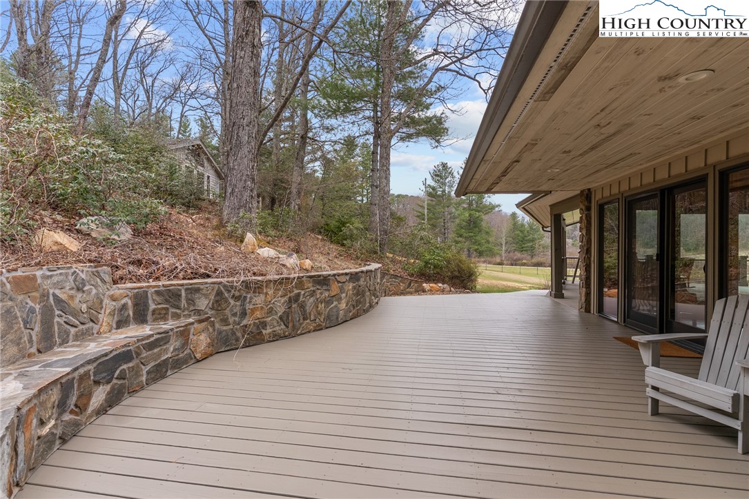 110 Mountain Hearth Drive Property Photo 38