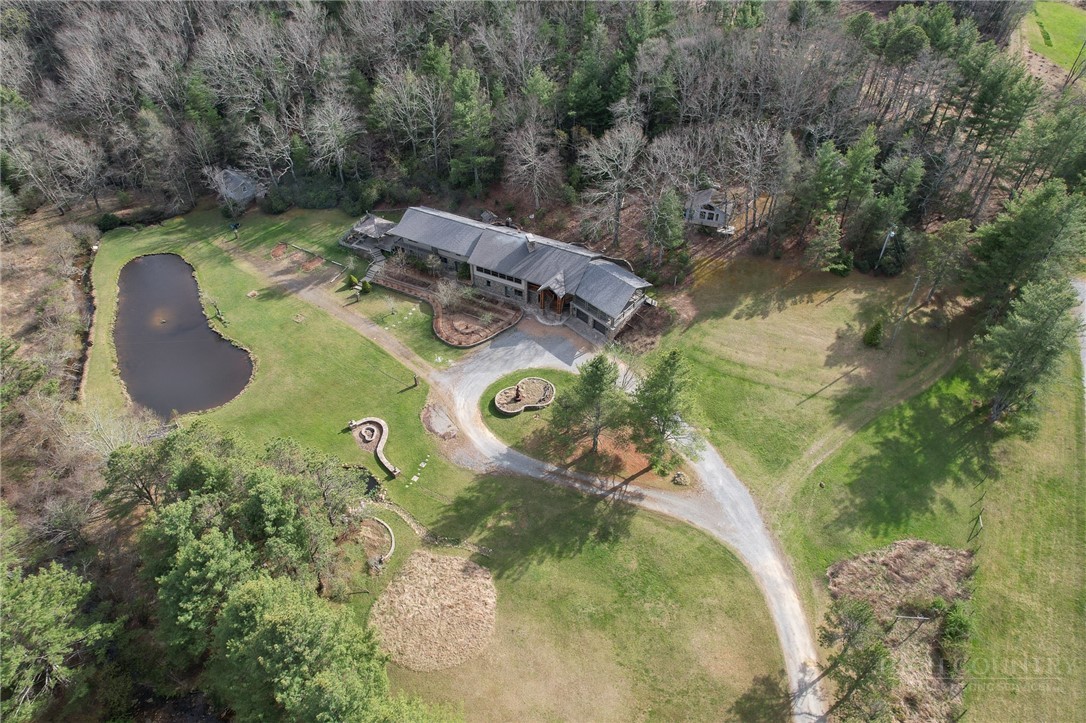 110 Mountain Hearth Drive Property Photo 49