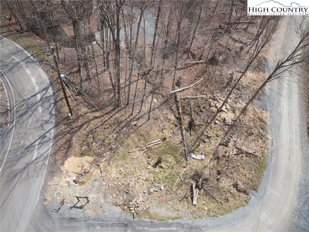 101 Foxgrape Hollow Road Property Photo 14