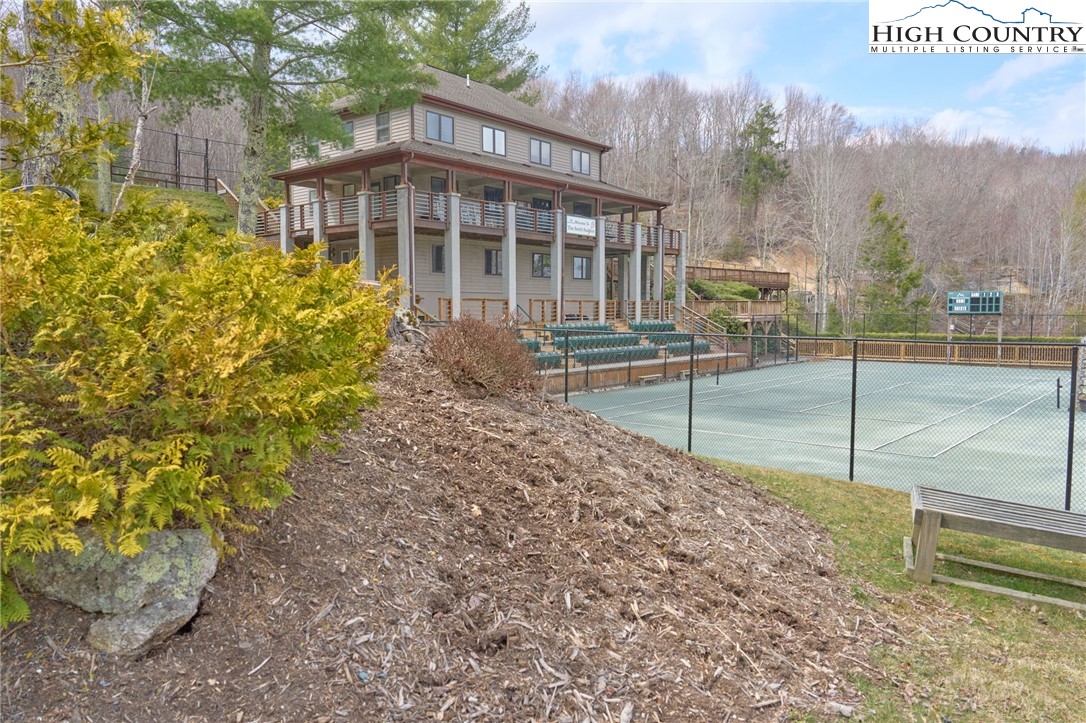 101 Foxgrape Hollow Road Property Photo 18