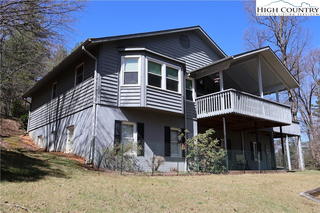 488 Meadow View Road Property Photo 1