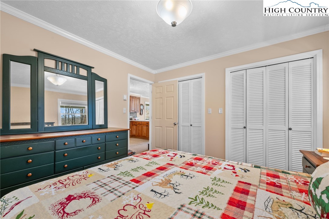 431 Cliffside Lane Property Photo 17