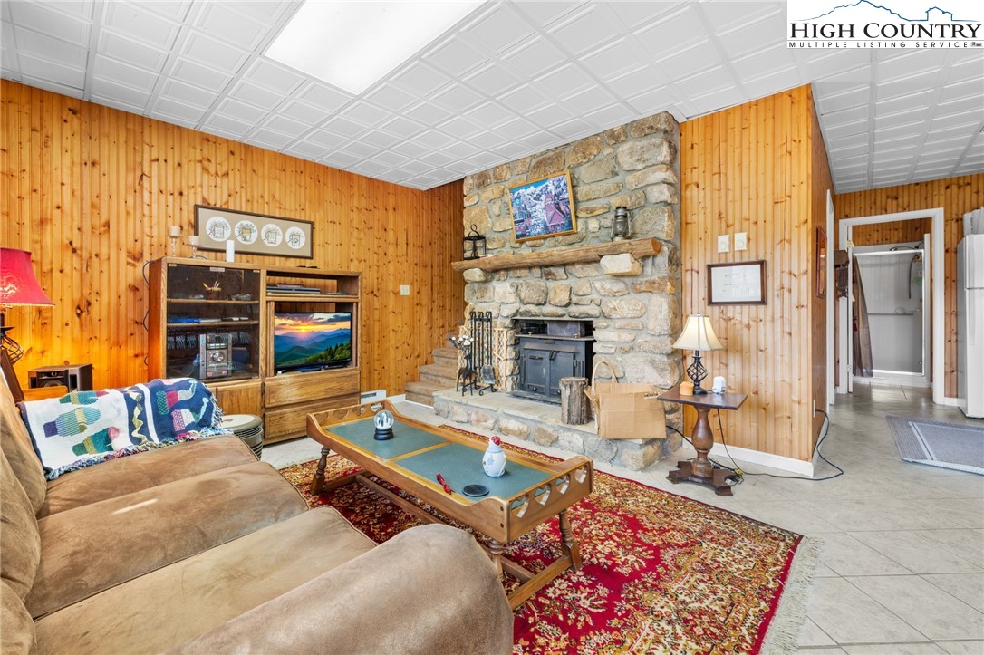 431 Cliffside Lane Property Photo 26