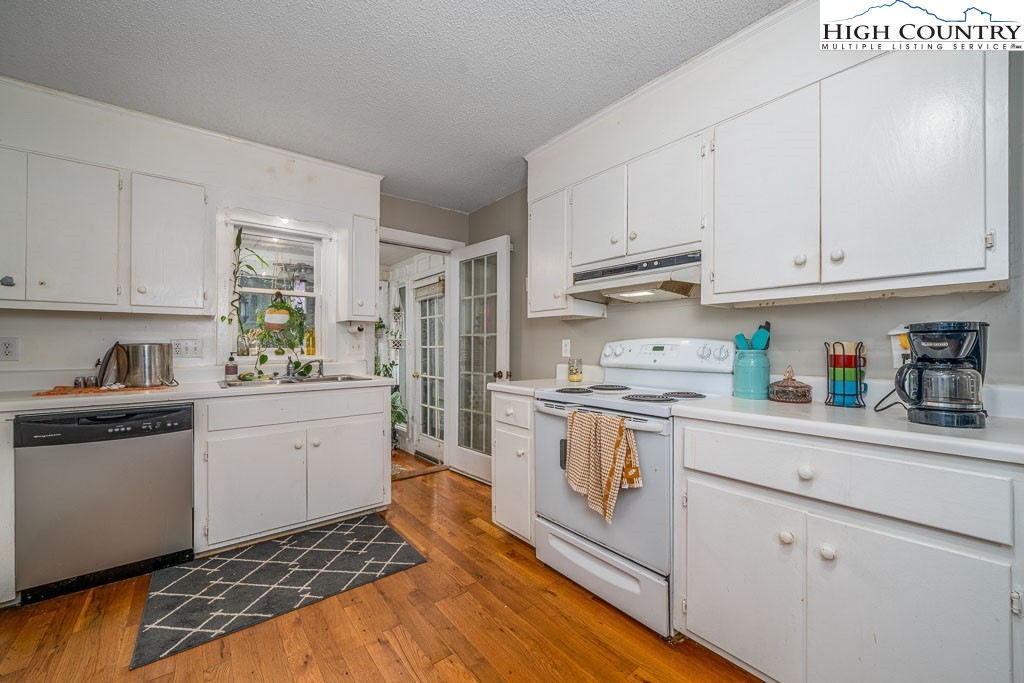199 Brooker Street Property Photo 18