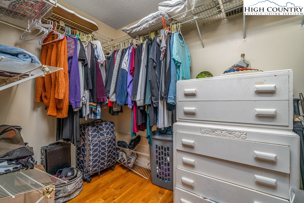 199 Brooker Street Property Photo 24
