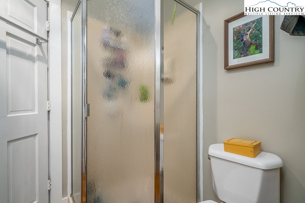 199 Brooker Street Property Photo 28