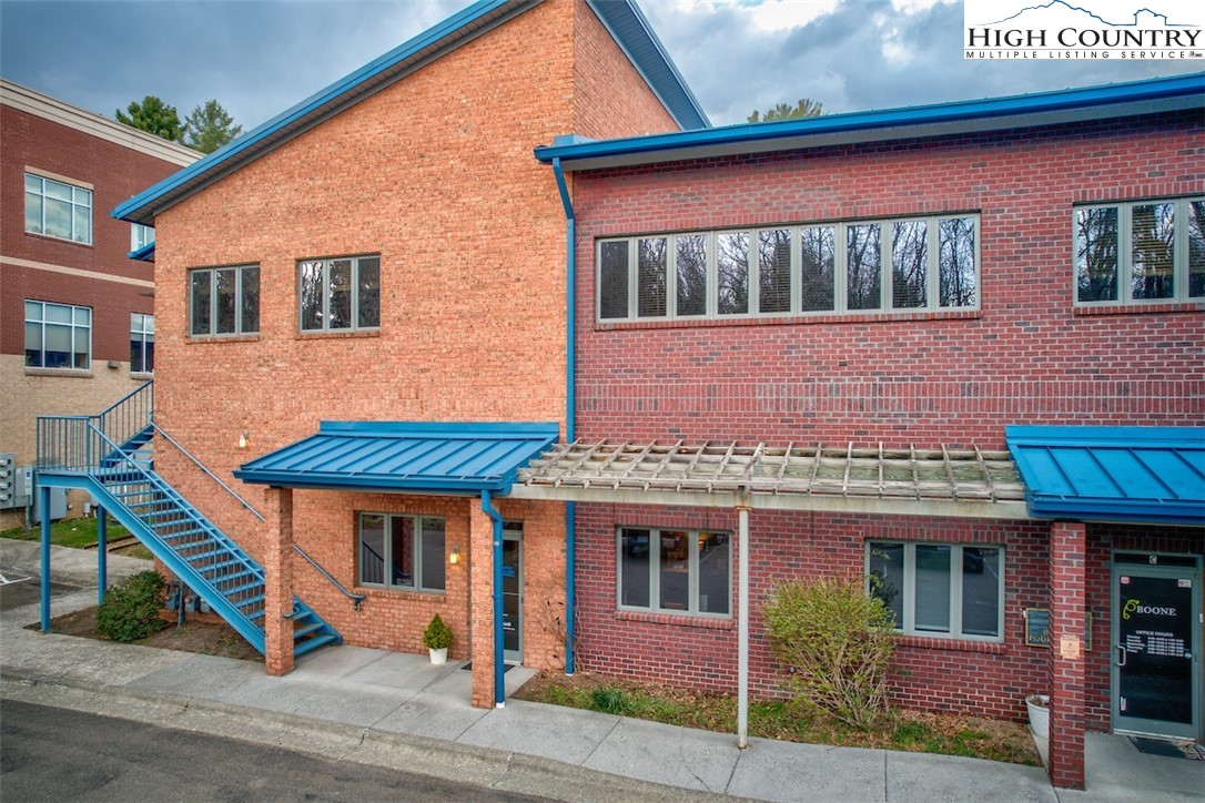 610 State Farm Road 2