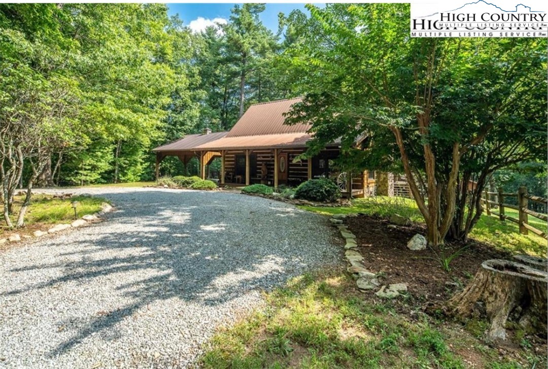 130 Hawkbill Road Property Photo 6