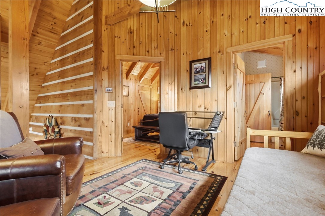 130 Hawkbill Road Property Photo 20