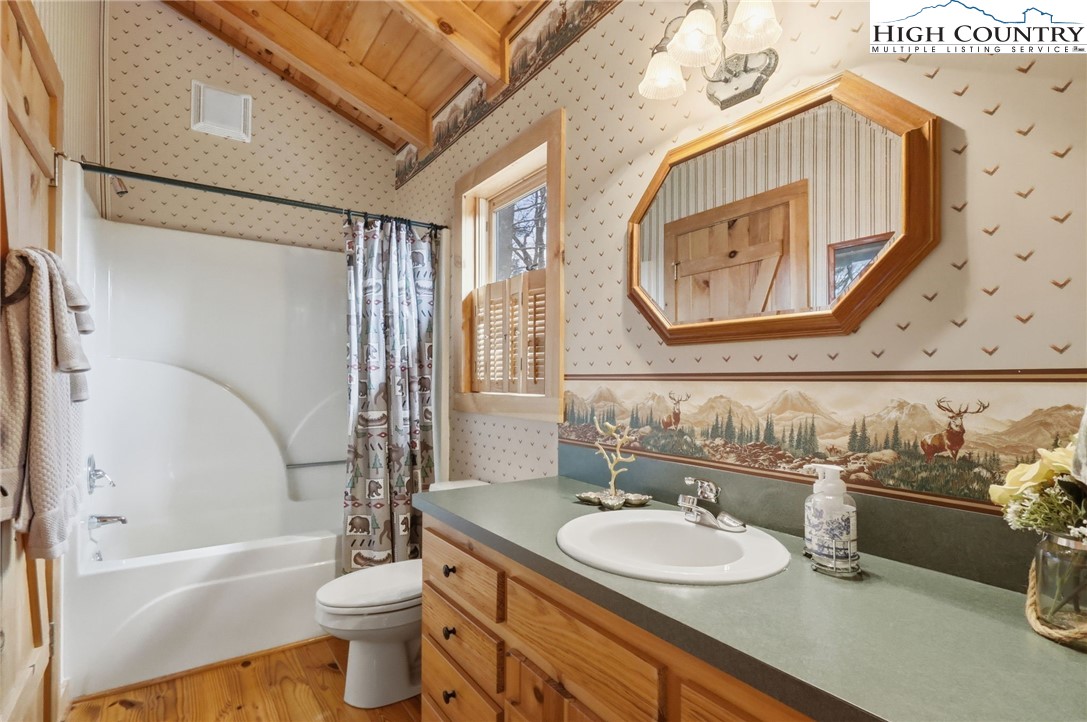 130 Hawkbill Road Property Photo 23